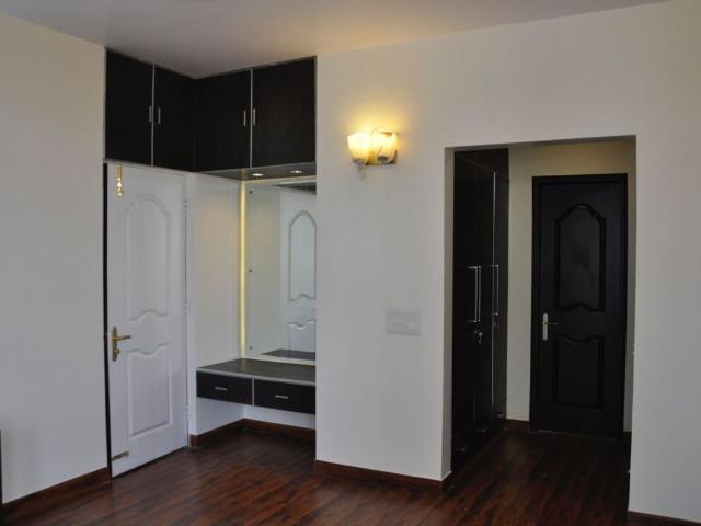 Rental | 3 BHK 2493 Sq.Ft. Apartment in Vipul Belmonte