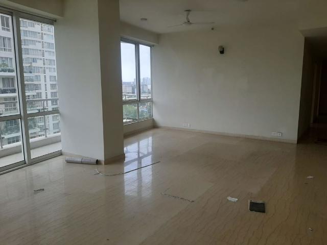 Rental | 3 BHK + 2420 Sq.Ft. Apartment in Pioneer Park Presidia
