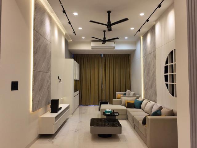 Rental | 3 BHK + 2500 Sq.Ft. Apartment in Khar West