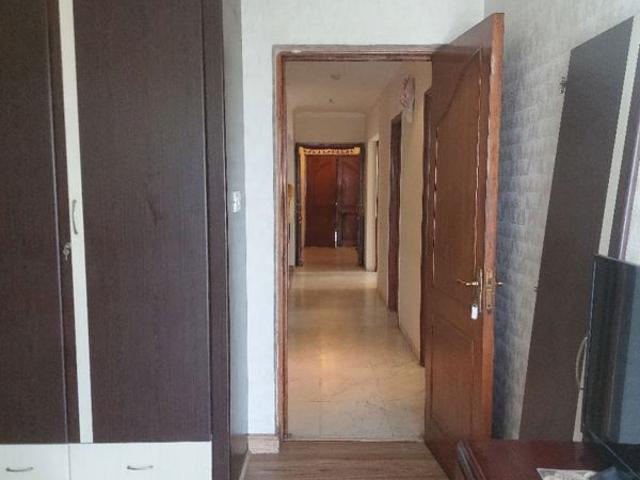 Rental | 3 BHK 2650 Sq.Ft. Apartment in DLF Hamilton Court