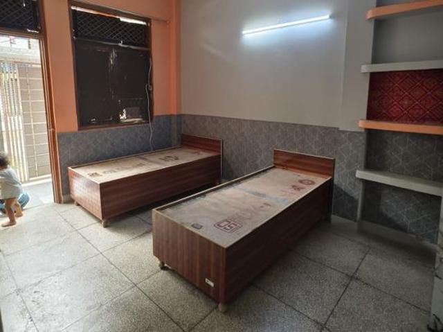 Rental | 3 BHK 2662 Sq.Ft. Apartment in Amrapali Titanium
