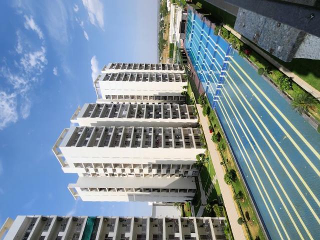 Rental | 3 BHK 2600 Sq.Ft. Apartment in Central Park Flower Valley Aqua Front Towers