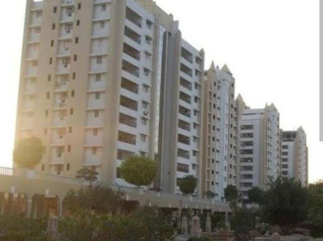 Rental | 3 BHK + 2615 Sq.Ft. Apartment in Sumadhura Acropolis