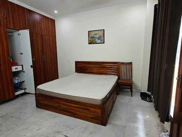 Rental | 3 BHK 263 Sq.Yd. Apartment in Super Mart 1