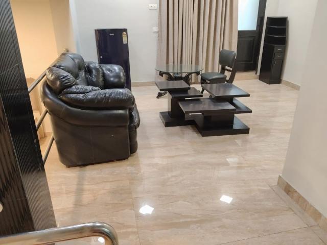 Rental | 3 BHK 263 Sq.Yd. Villa in Sector 28