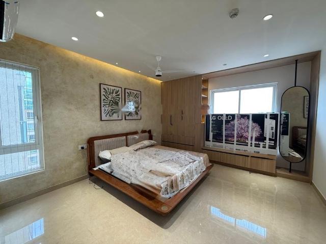 Rental | 3 BHK 2750 Sq.Ft. Apartment in Aurobindo The Regent