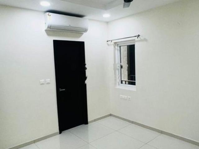 Rental | 3 BHK 2750 Sq.Ft. Apartment in Ramky Towers