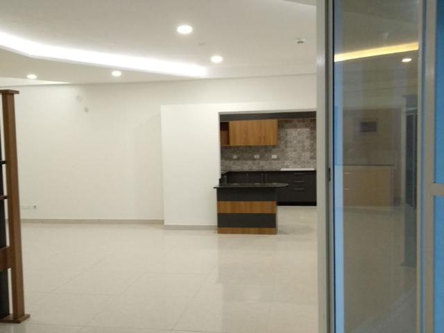 Rental | 3 BHK 2760 Sq.Ft. Apartment in Brigade Exotica