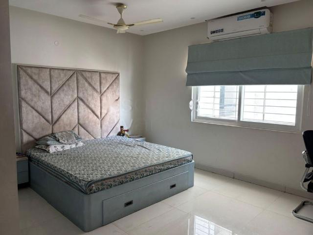 Rental | 3 BHK 2788 Sq.Ft. Apartment in EIPL Apila