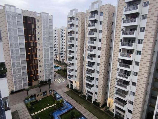Rental | 3 BHK 2875 Sq.Ft. Apartment in Ambience Courtyard