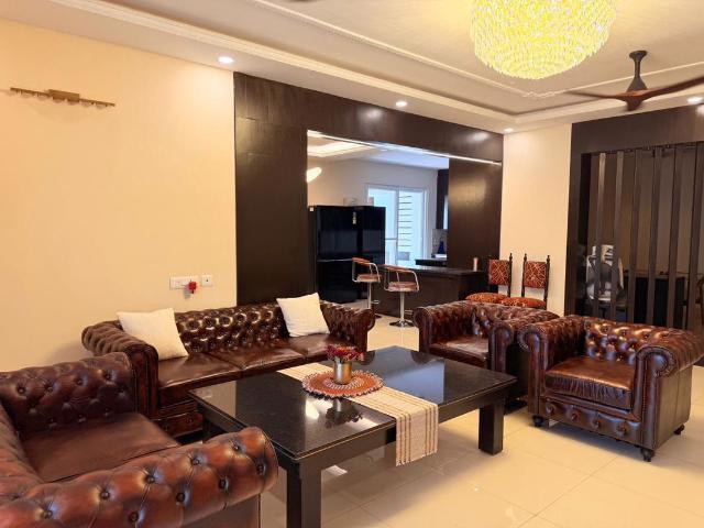 Rental | 3 BHK 2890 Sq.Ft. Apartment in Shriram Mystique