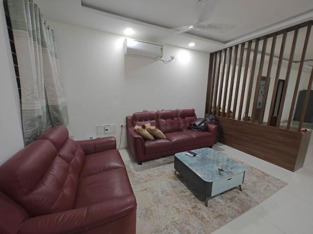 Rental | 3 BHK 2950 Sq.Ft. Apartment in Rajapushpa Eterna