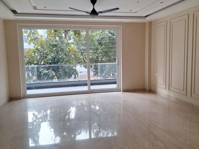 Rental | 3 BHK + 2970 Sq.Ft. Apartment in Vatika Sovereign Park
