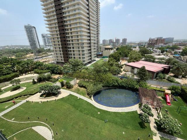 Rental | 3 BHK + 2985 Sq.Ft. Apartment in Mahindra Luminare