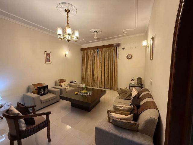 Rental | 3 BHK + 3052 Sq.Ft. Villa in Sector 40