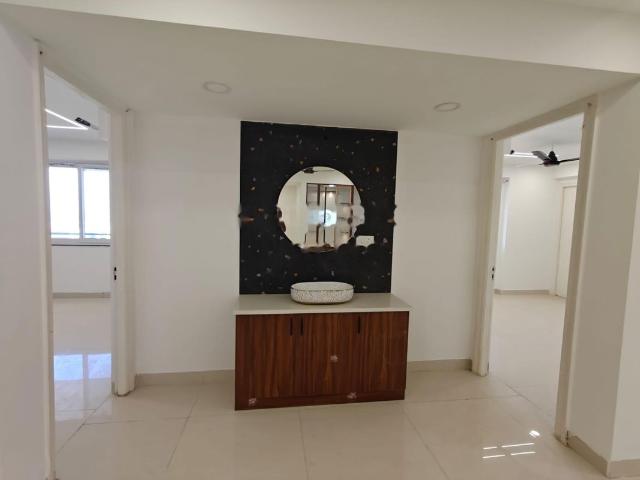 Rental | 3 BHK 3063 Sq.Ft. Apartment in Makuta My Space 2