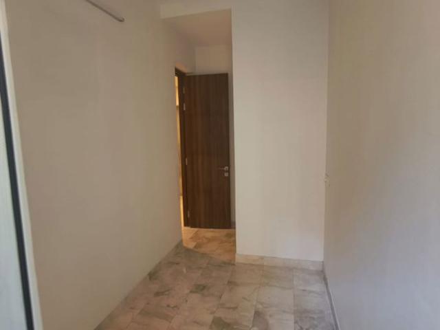 Rental | 3 BHK 3090 Sq.Ft. Apartment in Ambience Creacions