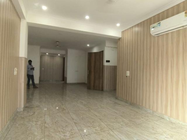 Rental | 3 BHK + 3000 Sq.Ft. Independent House in Sector 45