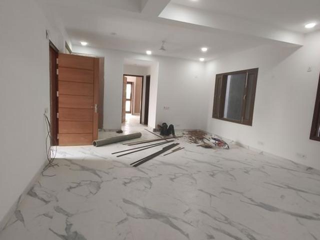 Rental | 3 BHK + 300 Sq.Mt. Independent House in Sector 46