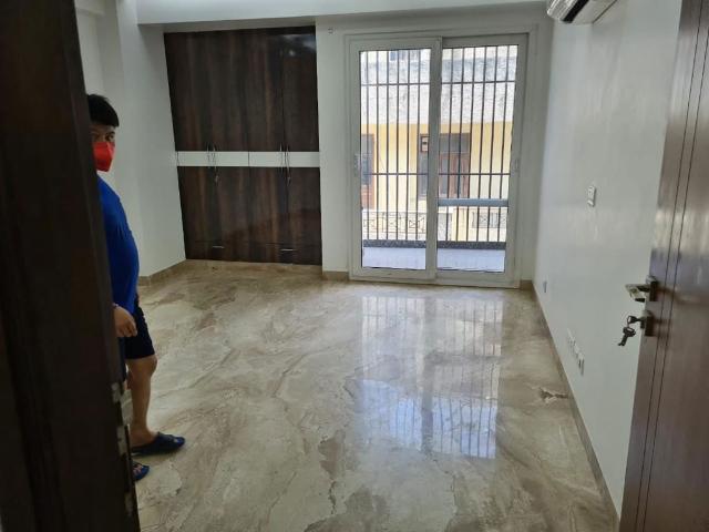 Rental | 3 BHK 316 Sq.Yd. Apartment in Ansal Sushant Apartments