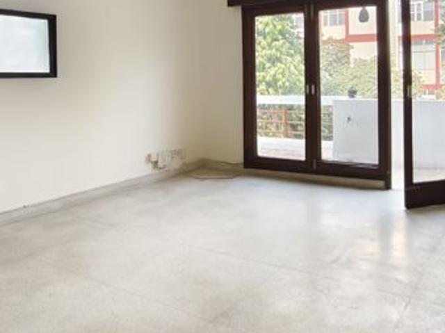 Rental | 3 BHK 325 Sq.Yd. Apartment in Defence Colony