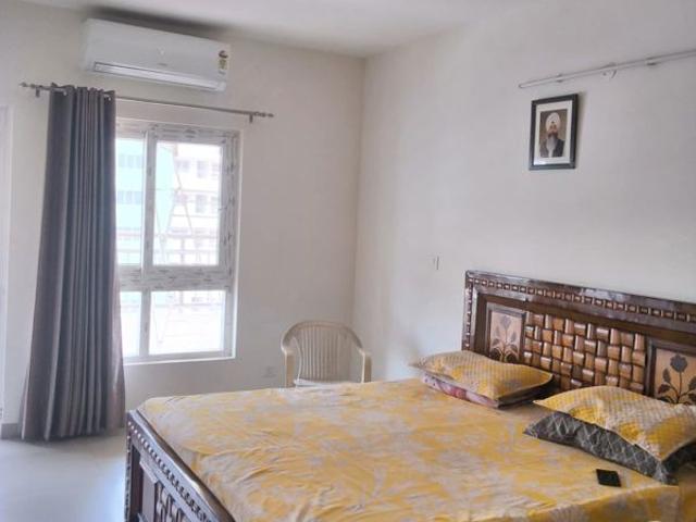 Rental | 3 BHK 3200 Sq.Ft. Apartment in Sector 88