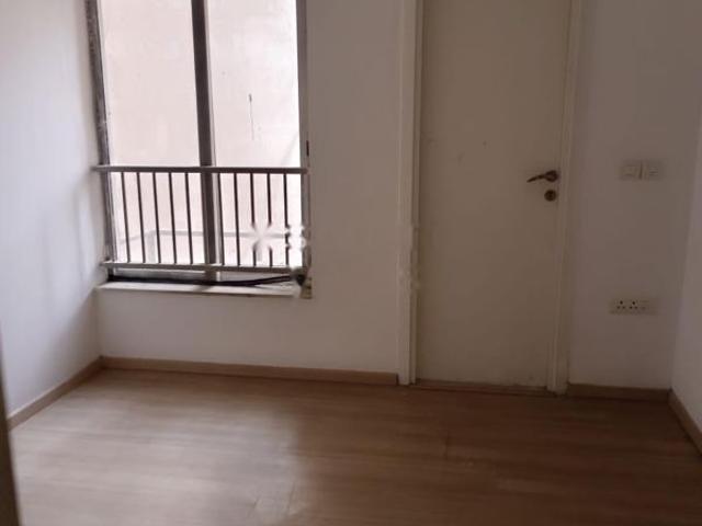 Rental | 3 BHK 3500 Sq.Ft. Apartment in DLF Regal Gardens