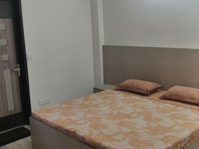 Rental | 3 BHK 360 Sq.Yd. Apartment in Victory We