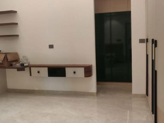 Rental | 3 BHK + 3800 Sq.Ft. Apartment in Uptown Jubilee