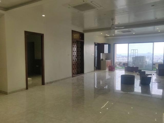 Rental | 3 BHK + 3800 Sq.Ft. Apartment in Uptown Jubilee