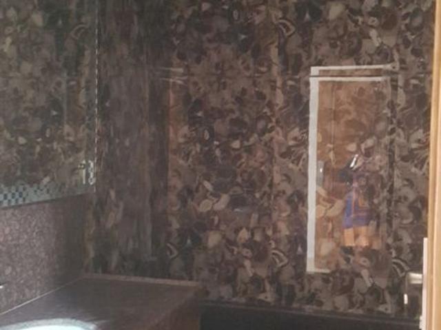 Rental | 3 BHK 500 Sq.Yd. Apartment in Om Tower