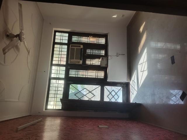 Rental | 3 BHK 500 Sq.Yd. Independent House in Sector 5