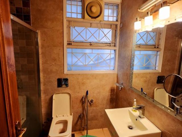Rental | 3 BHK 600 Sq.Yd. Apartment in Vasant Vihar