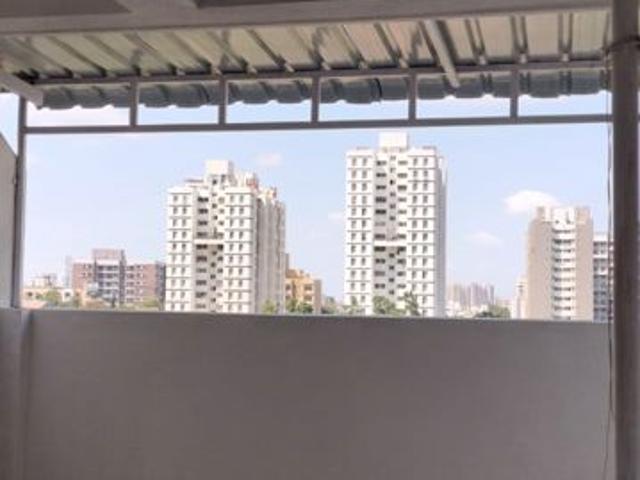 Rental | 3 BHK 619 Sq.Ft. Apartment in Mantra Essence