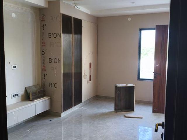 Rental | 3 BHK + 645 Sq.Yd. Apartment in Adore Happy Homes