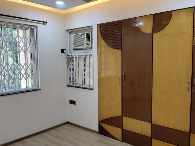Rental | 3 BHK 720 Sq.Ft. Apartment in Heranadani Meadows Gemini