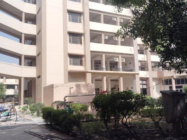 Rental | 3 BHK 750 Sq.Ft. Apartment in Amolik Sankalp