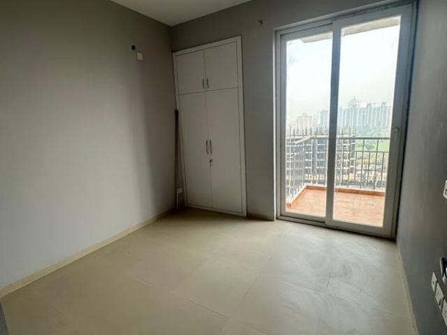 Rental | 3 BHK 780 Sq.Ft. Apartment in Pyramid Infinity