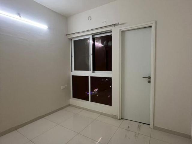 Rental | 3 BHK 815 Sq.Ft. Apartment in Godrej Green Cove