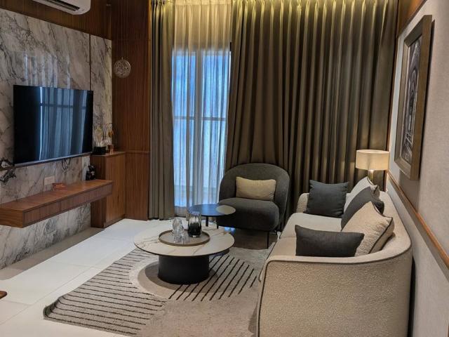 Rental | 3 BHK + 819 Sq.Ft. Apartment in Mantra 29 Gold Coast