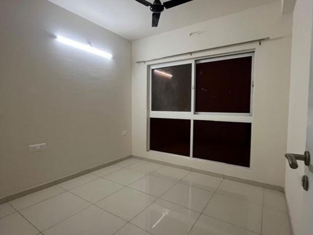 Rental | 3 BHK + 820 Sq.Ft. Apartment in Godrej Green Cove