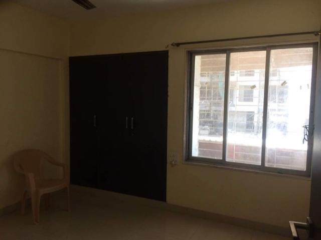 Rental | 3 BHK 850 Sq.Ft. Apartment in Omkar Arcade