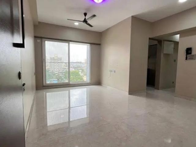 Rental | 3 BHK 900 Sq.Ft. Apartment in Goregaon West