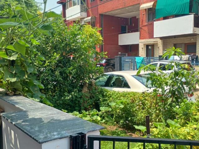 Rental | 3 BHK + 900 Sq.Ft. Apartment in Homeland Global Park CP Atelier