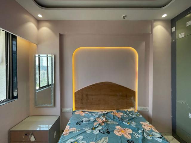 Rental | 3 BHK 900 Sq.Ft. Apartment in Sheth Vasant Lawns