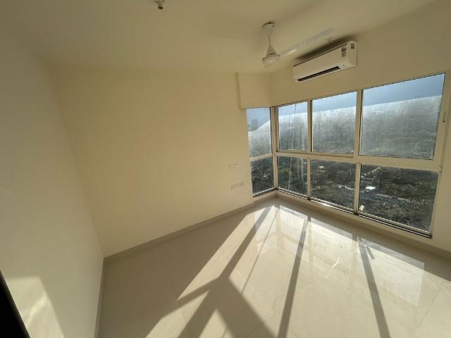 Rental | 3 BHK + 900 Sq.Ft. Apartment in Sheth Avante