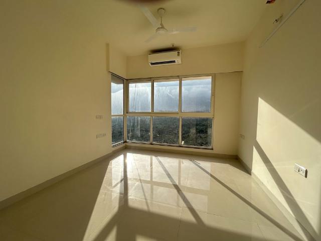 Rental | 3 BHK + 900 Sq.Ft. Apartment in Sheth Avante