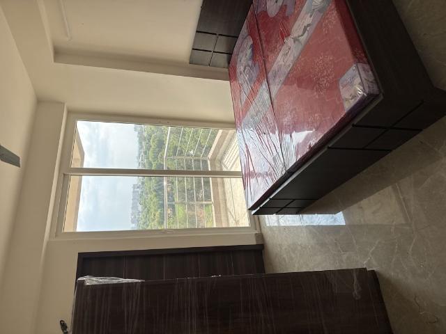 Rental | 3 BHK 926 Sq.Ft. Apartment in Vardhman Empire Estate