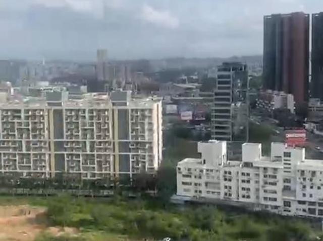Rental | 3 BHK + 956 Sq.Ft. Apartment in Raga Top Towers