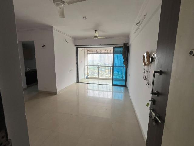 Rental | 3 BHK 950 Sq.Ft. Apartment in Devashree Park